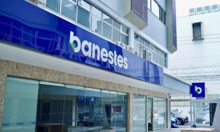 Congresso debate futuro do Banestes e alerta contra privatização